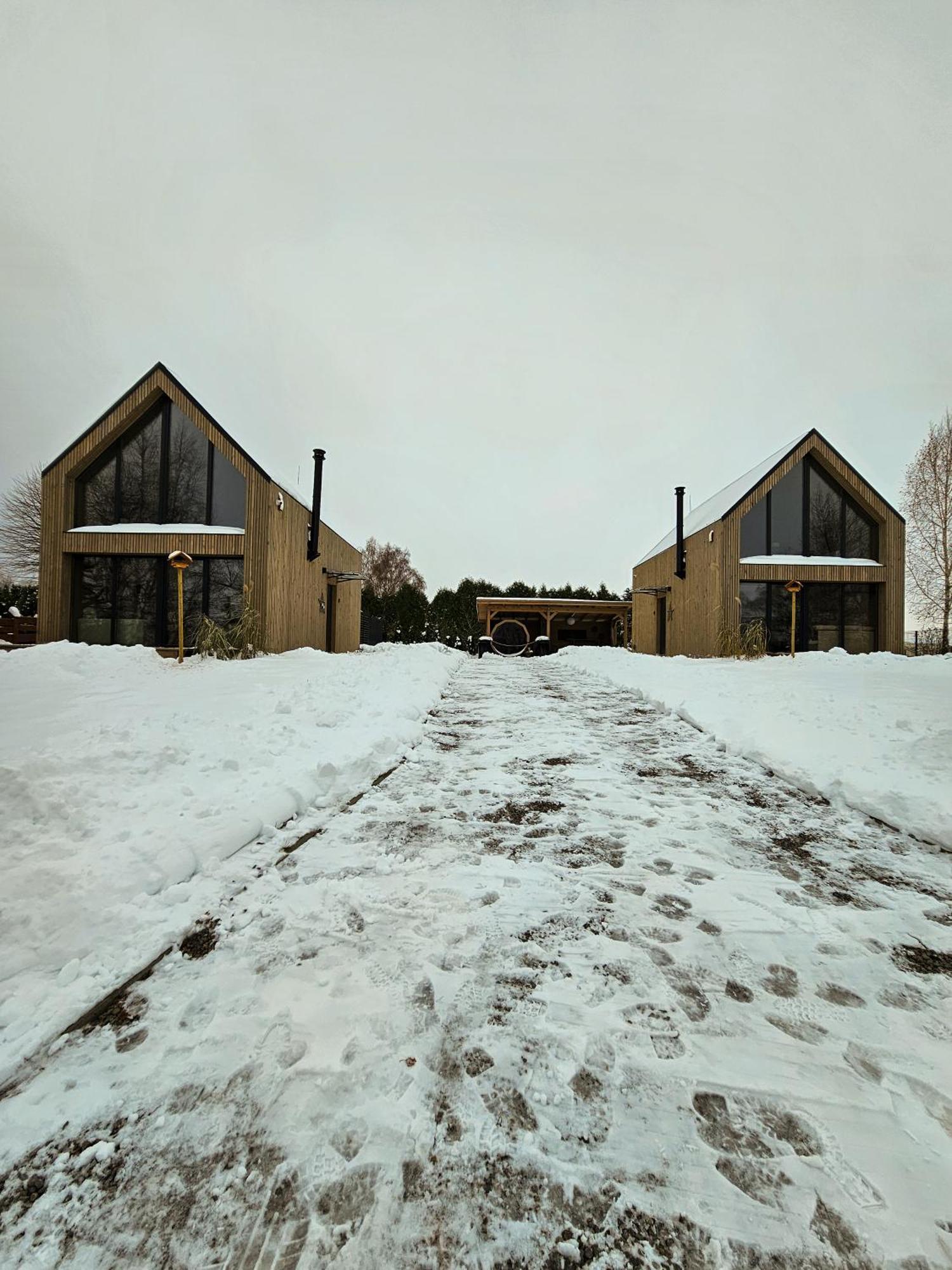 Hytte Na Wyspie -,,Roztoczanskie Morze" Kulikow Buitenkant foto